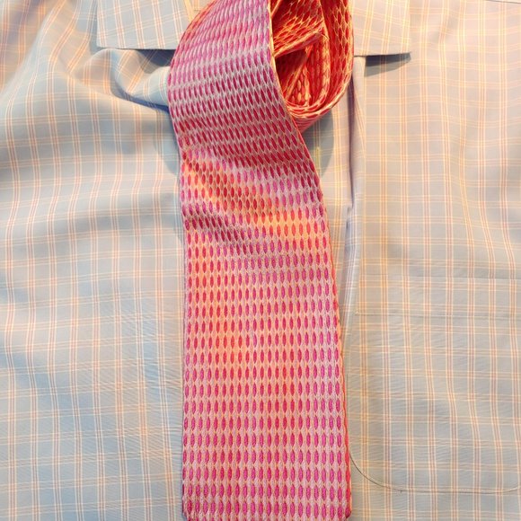 Excellent Used Condition Men's Bachrach Italian Silk Necktie - Picture 4 of 7